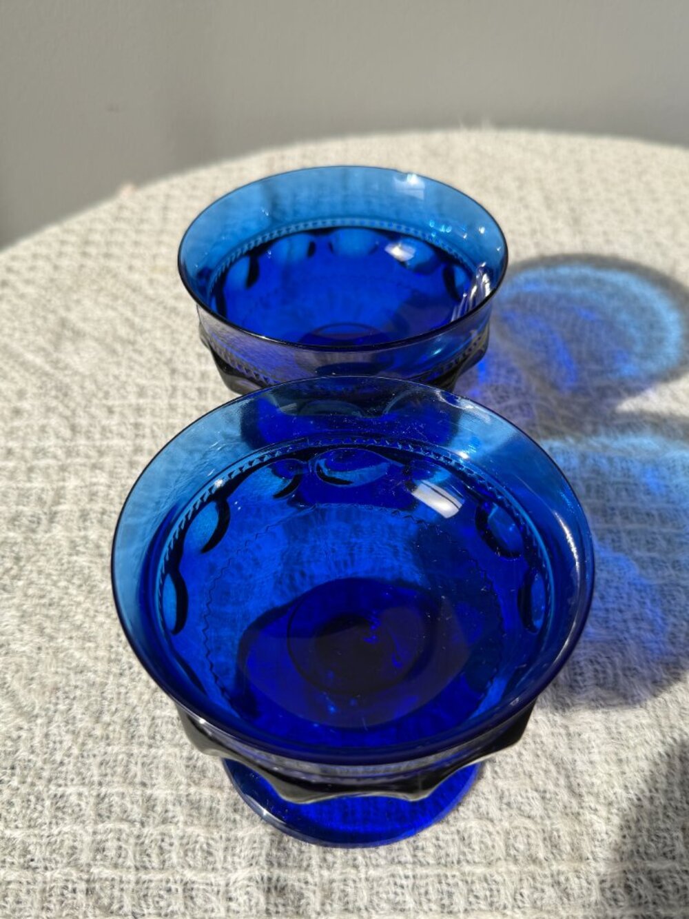 3/$30 🌟 2 Set 1960s Indiana Glass Cobalt Blue Glass Desert Dishes - Picture 6 of 7